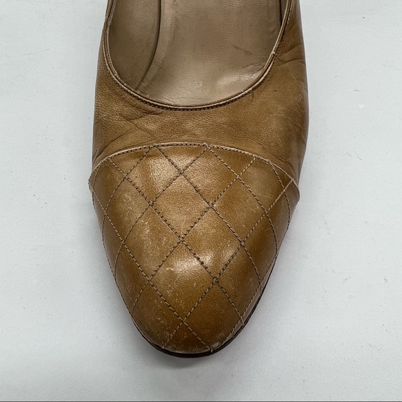 Chanel Tan Pumps Heels Quilted Pattern Toe Cap - Picture 8 of 9